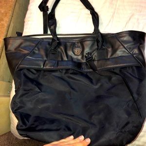 Lululemon bag
